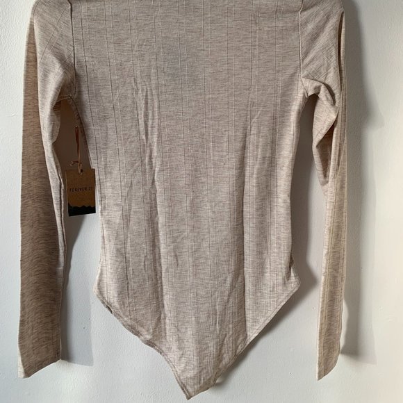 Long sleeve bodysuit for women - Picture 3 of 3